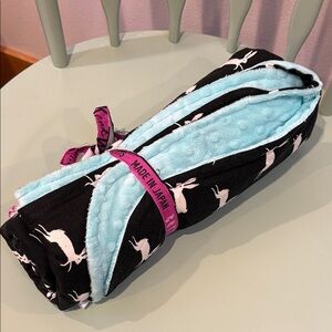 Black Bunny Print Minky Baby Blanket - light blue Minky Lining